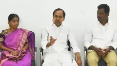 గజ్వేల్ సర్పంచ్‌లతో కేసీఆర్ మాటామంతి