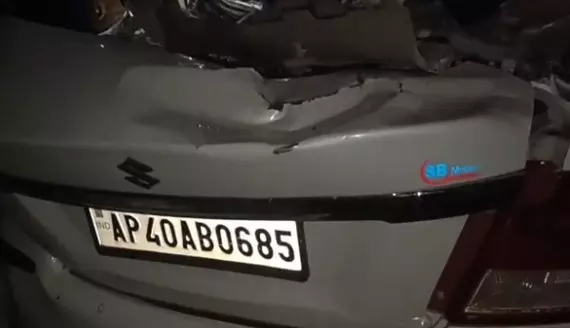 అయ్యప్పమాలలో ఉండి, అతివేగంతో కారు నడిపి, ఐదుగురు విద్యార్థులు మృతి!