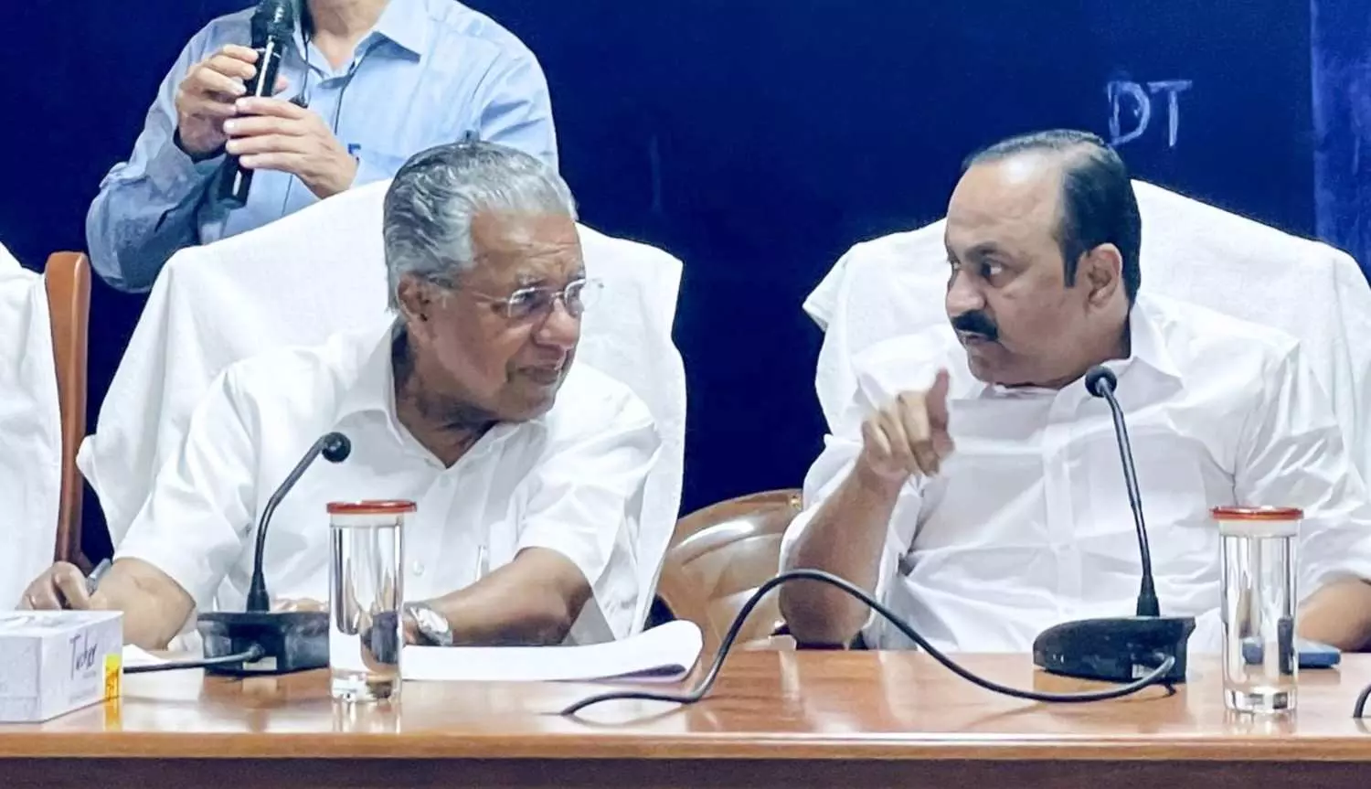 కేరళ పినరయి ప్రభుత్వంపై సతీశన్ ధ్వజం