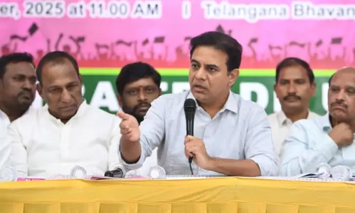 పార్లమెంట్లో బీఆర్ఎస్ లేకనే ఈ సమస్యలు: కేటీఆర్ పార్లమెంట్లో బీఆర్ఎస్ లేకనే ఈ సమస్యలు: కేటీఆర్