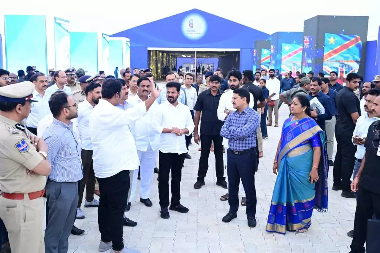 Telangana Rising Global Summit : ప్రతి అంశంలో జాగ్రత్త అవసరం: సీఎం Telangana Rising Global Summit : ప్రతి అంశంలో జాగ్రత్త అవసరం: సీఎం