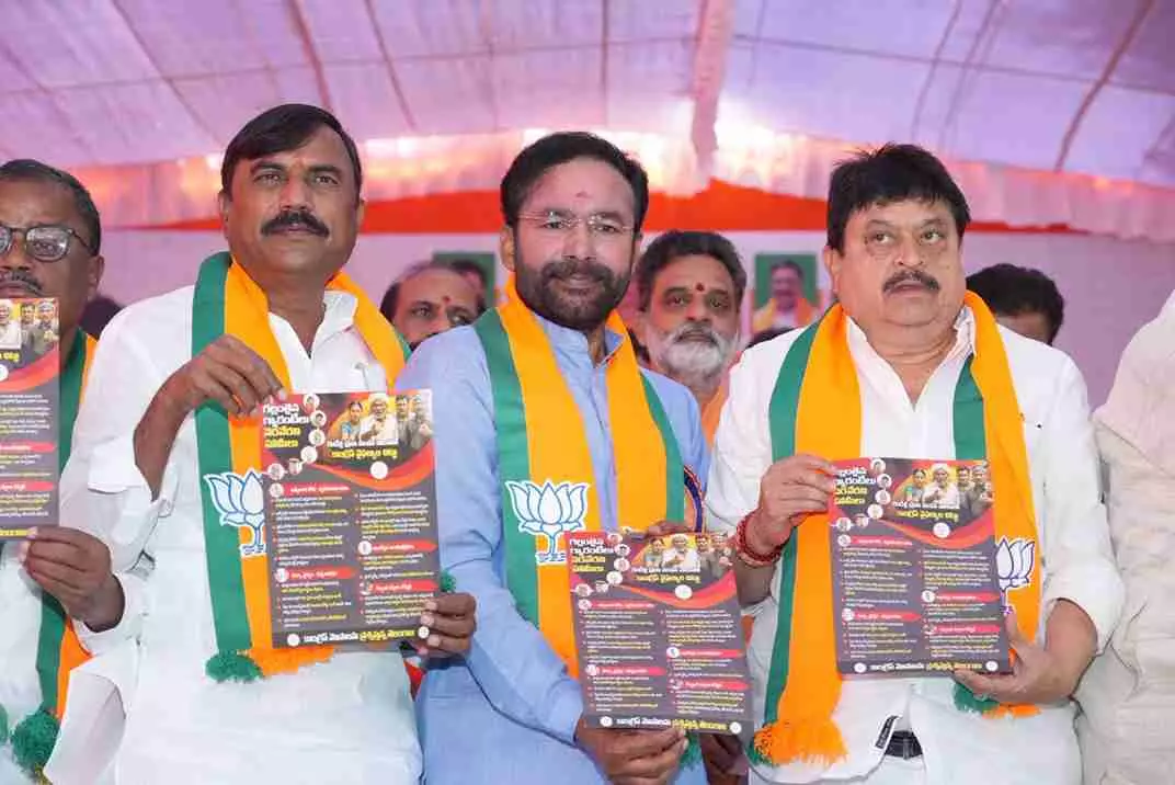 బిఆర్ఎస్, కాంగ్రెస్ దొందు దొందే బిఆర్ఎస్, కాంగ్రెస్ దొందు దొందే