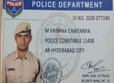 హైడ్రా కమిషనర్ గన్మ్యాన్ ఆత్మహత్యాయత్నం హైడ్రా కమిషనర్ గన్మ్యాన్ ఆత్మహత్యాయత్నం