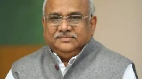 అందనంత ఎత్తులో కనకమేడల!