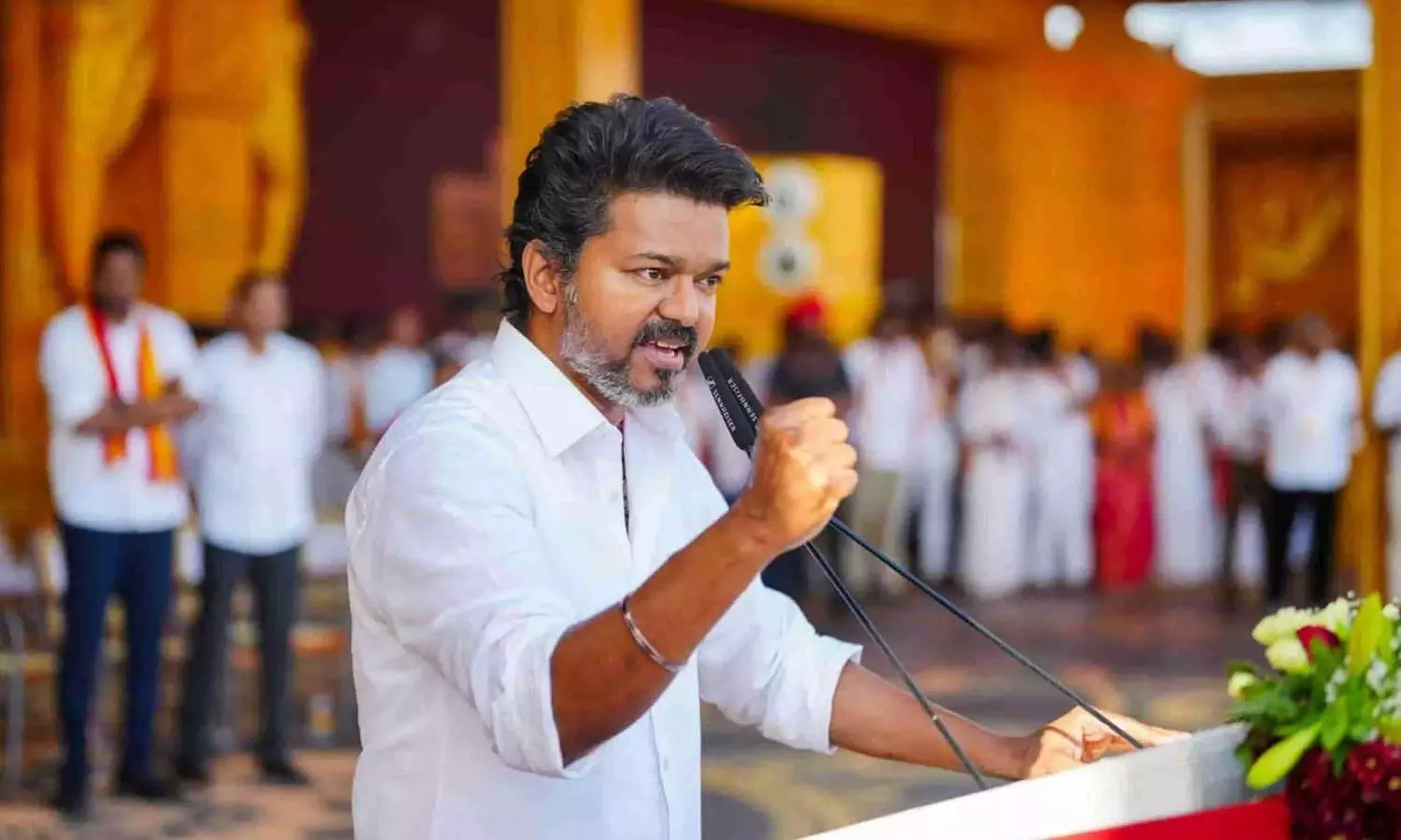 కరూర్ తొక్కిసలాట: ‘ఇక నుంచి విచారణకు ఢిల్లీకి రండి..’ కరూర్ తొక్కిసలాట: ‘ఇక నుంచి విచారణకు ఢిల్లీకి రండి..’