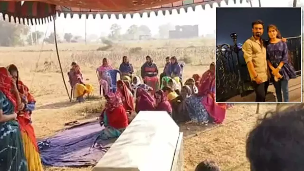 యువతి ఆత్మహత్య.. ప్రియుడి మీదే అనుమానం