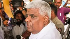 లైంగిక వేధింపుల కేసులో హెచ్ డీ రేవణ్ణ విడుదల