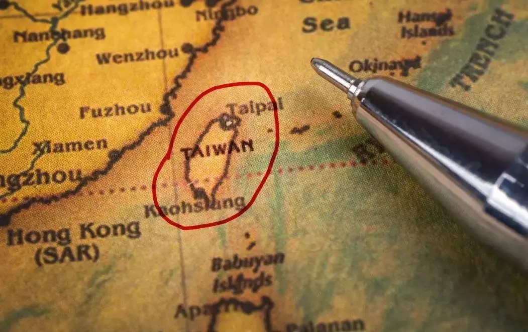 ‘జస్టిస్ మిషన్’ పేరిట చైనా సైనిక విన్యాసాలు ‘జస్టిస్ మిషన్’ పేరిట చైనా సైనిక విన్యాసాలు