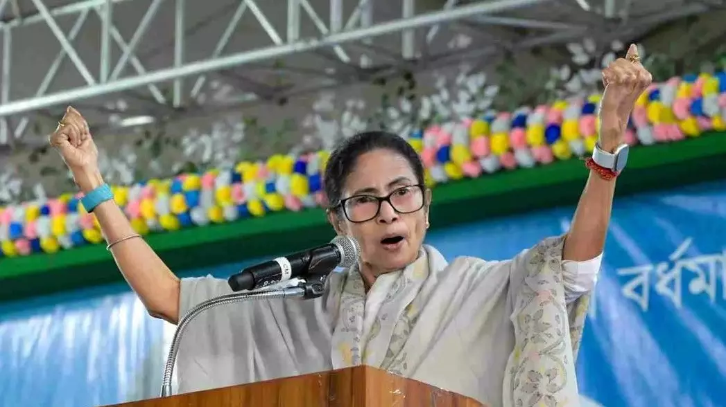 బంగ్లాదేశ్ పరిణామాలు పశ్చిమ బెంగాల్ ఎన్నికల్లో ప్రభావం చూపుతుందా?