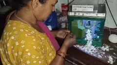 మూడు నిముషాలో మీటరు మల్లెపూలు!