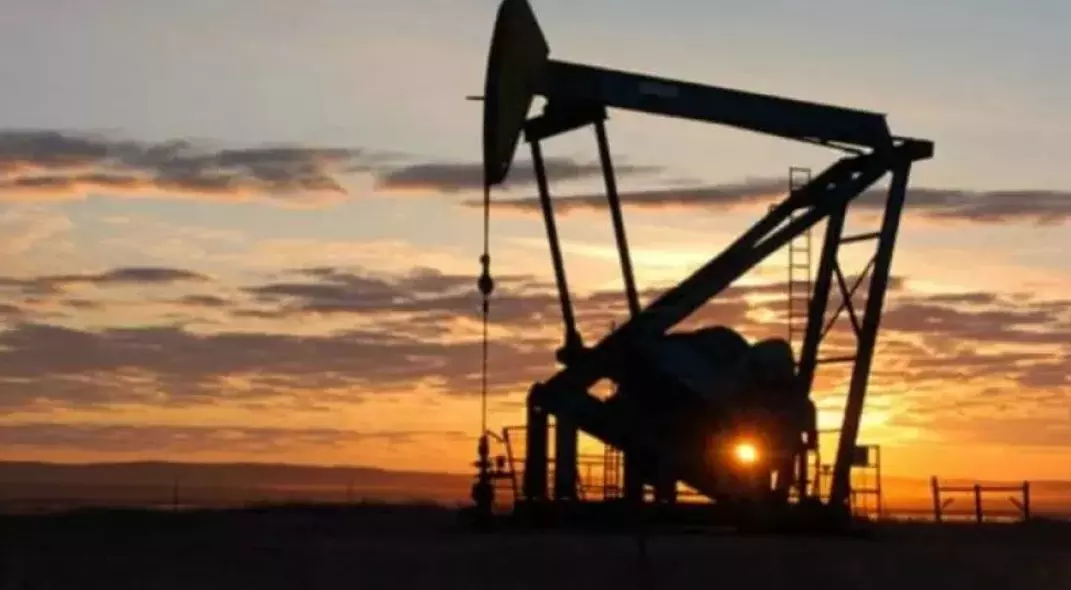 ట్రంప్ కన్నేసిన వెనెజువెలా చమురు గురించి మనం తెలుసుకోవాల్సిందేంటీ? ట్రంప్ కన్నేసిన వెనెజువెలా చమురు గురించి మనం తెలుసుకోవాల్సిందేంటీ?