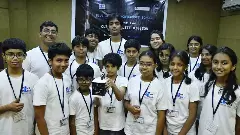 క్లాస్ రూమ్ నుంచి అంతరిక్షానికి: హైదరాబాద్ విద్యార్థుల క్యూబ్‌సాట్ ప్రయాణం