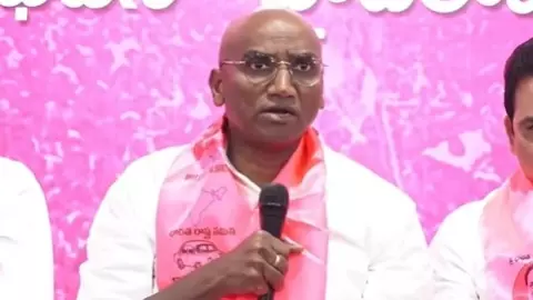 చంద్రబాబు ‘రెడ్ బుక్’ ఫాలో అవుతున్న రేవంత్ చంద్రబాబు ‘రెడ్ బుక్’ ఫాలో అవుతున్న రేవంత్