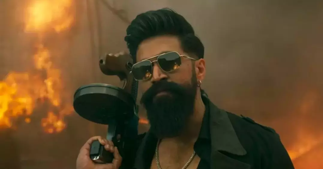 ఛీ ఛీ.. ఇదేం ప్రోమో.. ‘టాక్సిక్’ పై విమర్శలు ఛీ ఛీ.. ఇదేం ప్రోమో.. ‘టాక్సిక్’ పై విమర్శలు