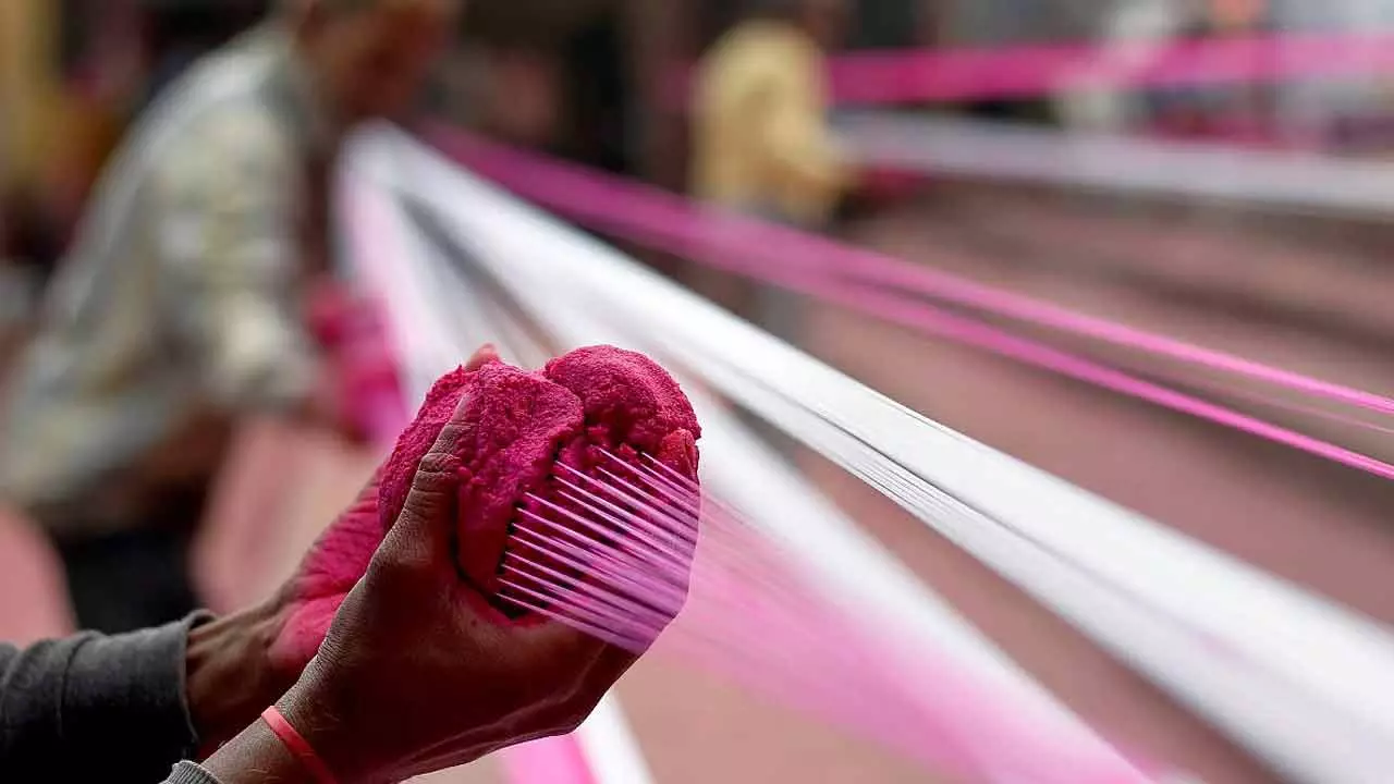 యమపాశమవుతున్న చైనా మాంజా ! యమపాశమవుతున్న చైనా మాంజా !