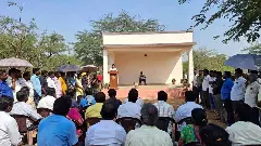 ‘పబ్లిక్ హియిరింగ్స్’ కు వచ్చే ప్రజలను వేదిస్తున్నారు