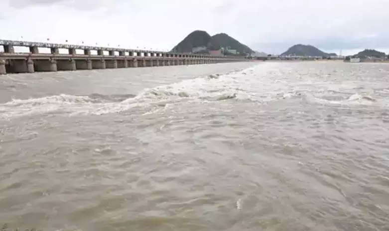 ఇంతకూ ఈ నదీజలాల వివాదం ఎవరికోసం?