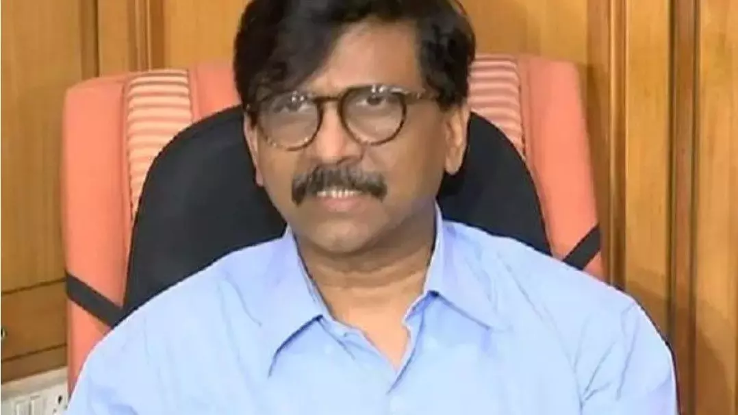 హోటళ్ల రాజకీయాలు ఎందుకు చేస్తున్నావ్? షిండేను ఎగతాళి చేసిన రౌత్