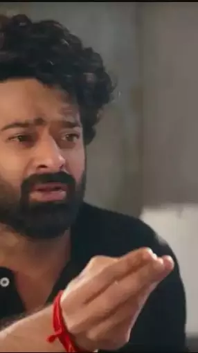 రివర్సైన ప్రభాస్ ‘రాజా సాబ్’ ఓటీటీ డీల్ ! రివర్సైన ప్రభాస్ ‘రాజా సాబ్’ ఓటీటీ డీల్ !