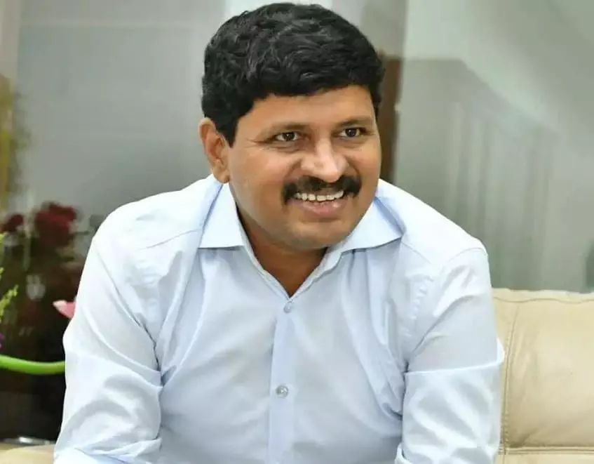 సంతోష్ పై గురిపెట్టిన సిట్ సంతోష్ పై గురిపెట్టిన సిట్