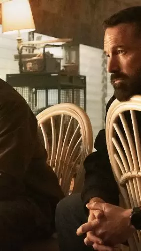 మన ఫోన్లే సినిమాలను చంపేస్తున్నాయా? మన ఫోన్లే సినిమాలను చంపేస్తున్నాయా?