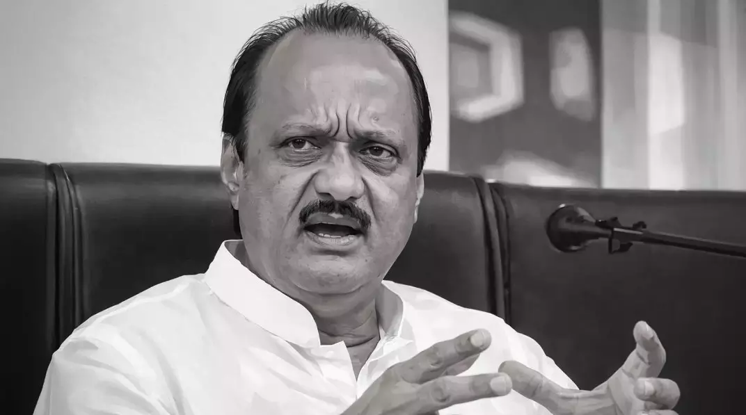 అజిత్ పవార్: మహారాష్ట్ర ఇష్టపడే నాయకుడా? అజిత్ పవార్: మహారాష్ట్ర ఇష్టపడే నాయకుడా?