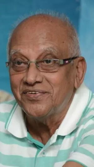 వయసు 94 ఏళ్లు.. అయినా తగ్గేదేలే! వయసు 94 ఏళ్లు.. అయినా తగ్గేదేలే!