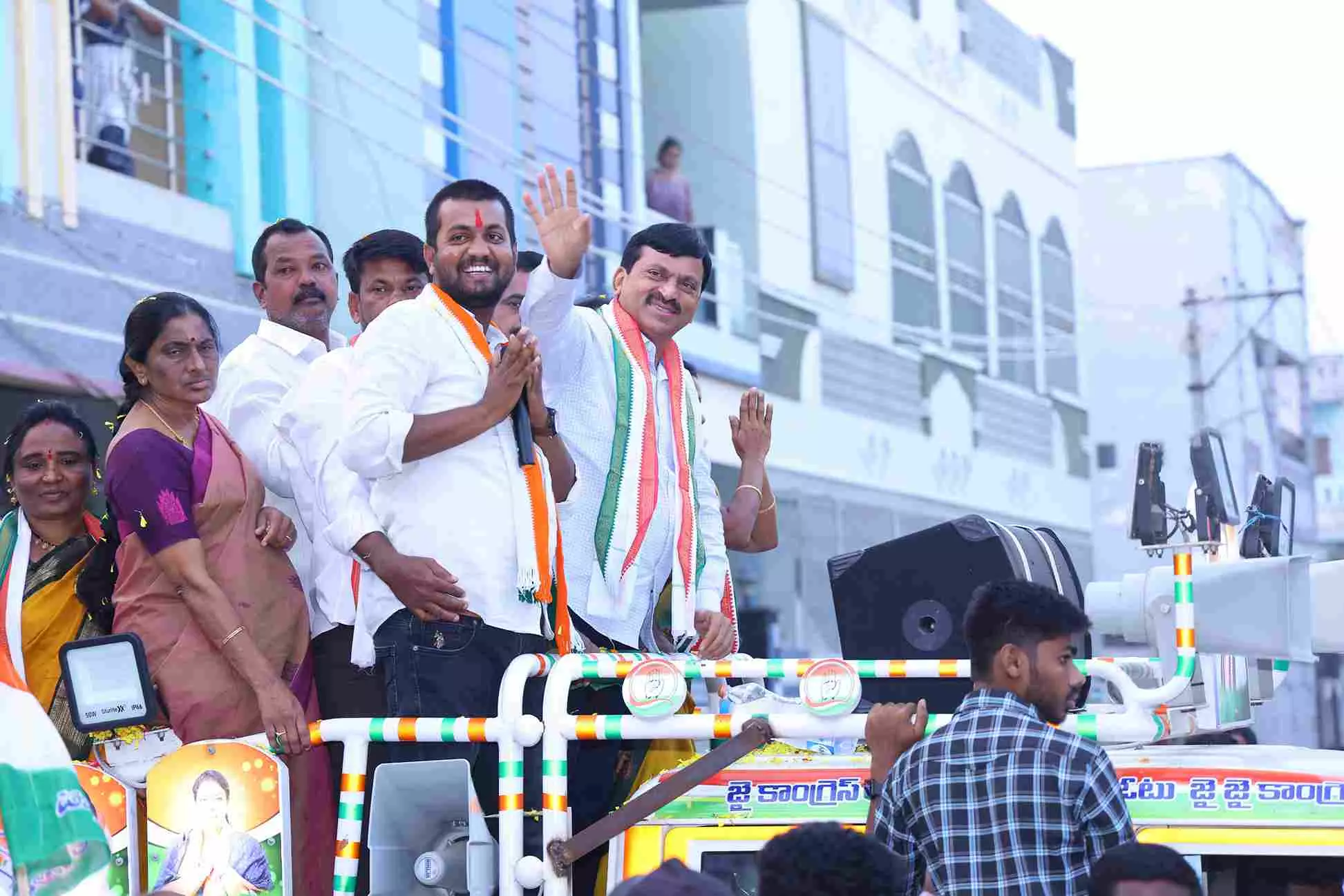 మాట ఇస్తే వెనక్కి తగ్గం: పొంగులేటి మాట ఇస్తే వెనక్కి తగ్గం: పొంగులేటి