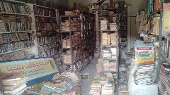 లక్ష పుస్తకాల తెలుగు మాస్టారు కథ ఇది...