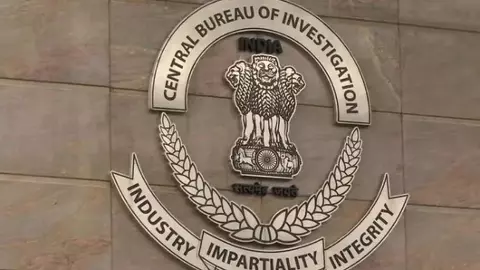 విద్యార్థిని ఆత్మహత్య లో మతమార్పిడి కోణం లేదు విద్యార్థిని ఆత్మహత్య లో మతమార్పిడి కోణం లేదు