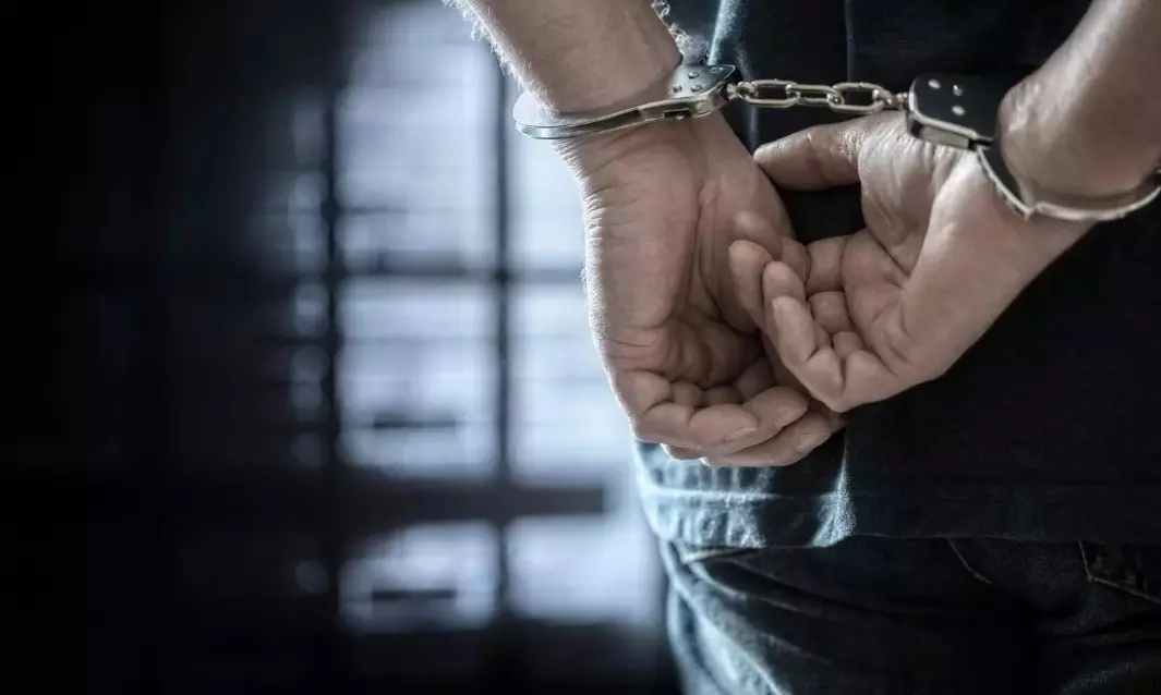 బంగ్లా మైనారిటీ అధికారి హత్య కేసు: ఢిల్లీలో నిందితుడి పట్టివేత బంగ్లా మైనారిటీ అధికారి హత్య కేసు: ఢిల్లీలో నిందితుడి పట్టివేత