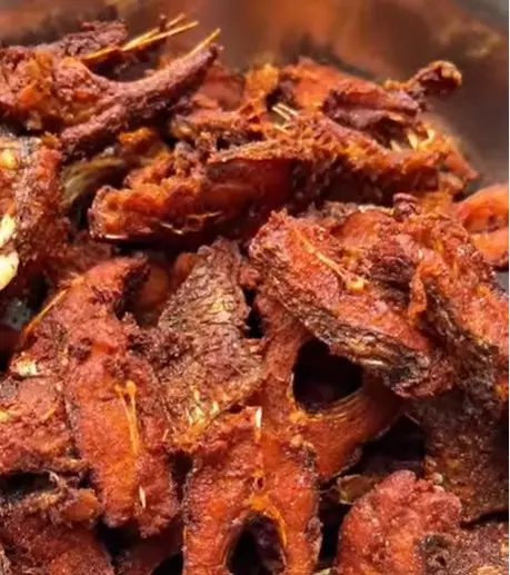 నల్గొండ దగ్గిర ‘వైజాగ్ కాలనీ’ , చేపలపులుసు, ఫ్రైకి ట్రేడ్ మార్క్ నల్గొండ దగ్గిర ‘వైజాగ్ కాలనీ’ , చేపలపులుసు, ఫ్రైకి ట్రేడ్ మార్క్