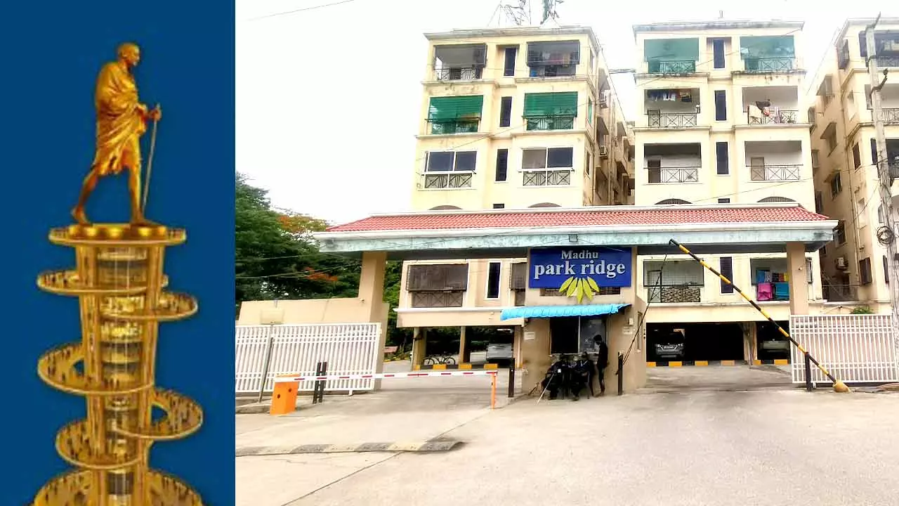 తెలంగాణ పాలిటిక్స్లో ‘మధు పార్క్ రిట్జ్’ చిచ్చు! తెలంగాణ పాలిటిక్స్లో ‘మధు పార్క్ రిట్జ్’ చిచ్చు!