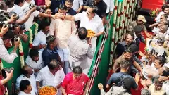 ‘‘గెలిస్తే ప్రతి కుటుంబానికి పదివేలు ఇస్తాం’’