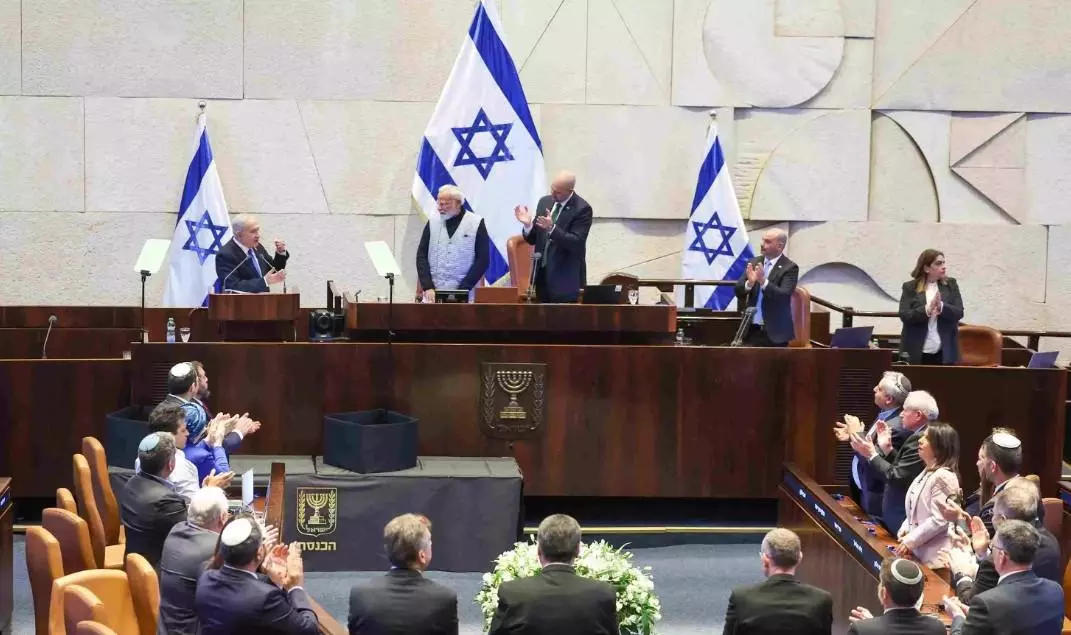 నెతన్యాహూను సమర్థించడానికే మోదీ ఇజ్రాయెల్ వెళ్లారా? నెతన్యాహూను సమర్థించడానికే మోదీ ఇజ్రాయెల్ వెళ్లారా?