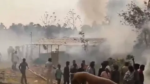 కాకినాడ బాణసంచా పేలుడు.. పరారీలో ఫ్యాక్టరీ యజమానులు