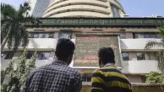 పెరిగిన చమురు ధరలు, 2,700 పతనమైన సెన్సెక్స్