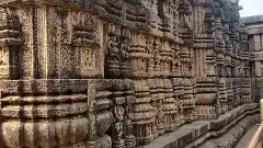 కోణార్క్ సూర్య దేవాలయం: రాతి కావ్యం