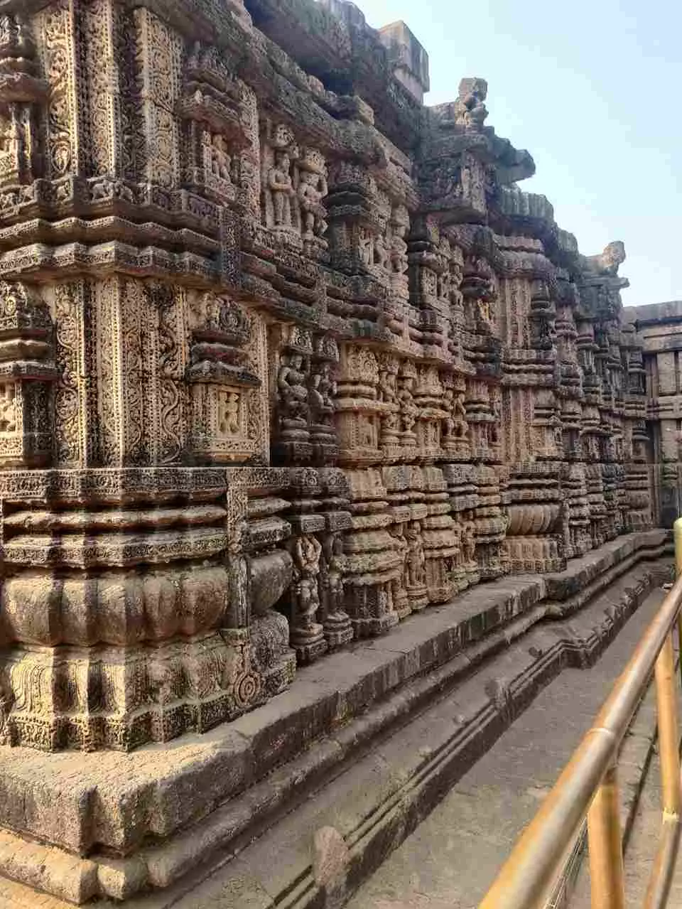 కోణార్క్ సూర్య దేవాలయం: రాతిలో సమయ గాథ కోణార్క్ సూర్య దేవాలయం: రాతిలో సమయ గాథ