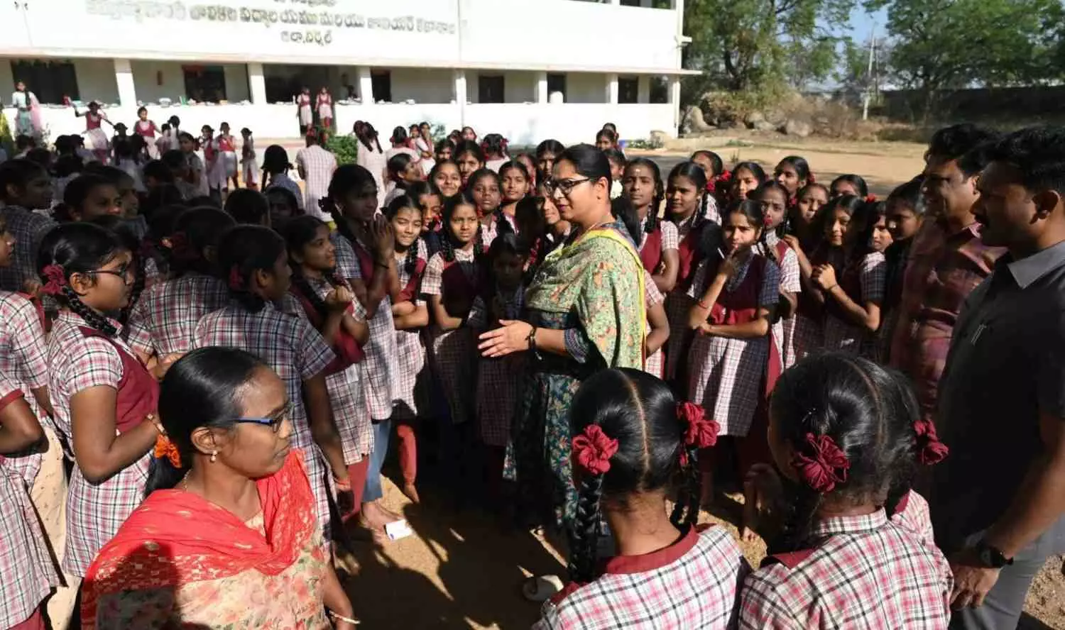 నీతి ఆయోగ్ ప్రశంసలు అందుకున్న నిర్మల్, గద్వాల్ జిల్లాలు నీతి ఆయోగ్ ప్రశంసలు అందుకున్న నిర్మల్, గద్వాల్ జిల్లాలు