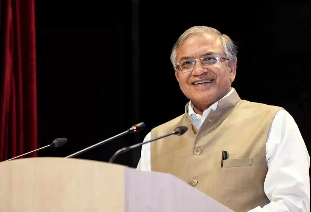 సీఈసీపై అభిశంసన తీర్మానం కేవలం రాజకీయ అస్త్రమేనా?