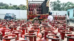 తెలంగాణ ప్రభుత్వం ఫొటో చెప్పని ‘గ్యాస్’ కథ