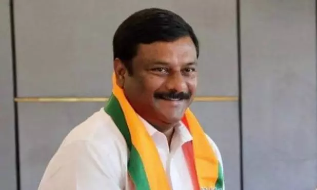 స్పీకర్ నిర్ణయాన్ని సవాలుచేసిన బీజేపీ స్పీకర్ నిర్ణయాన్ని సవాలుచేసిన బీజేపీ