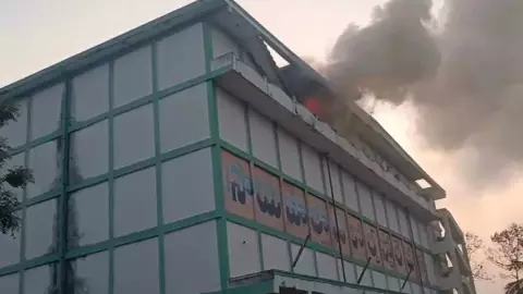 ఇంకా మండుతున్న మధిర కోల్డ్ స్టోరేజ్ ఇంకా మండుతున్న మధిర కోల్డ్ స్టోరేజ్