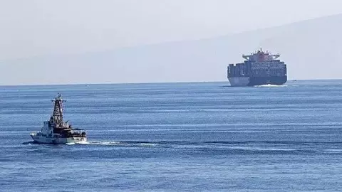 హార్ముజ్ లో ఇరాన్ టోల్ గేట్ పెడుతుందా? హార్ముజ్ లో ఇరాన్ టోల్ గేట్ పెడుతుందా?