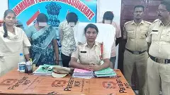 నకిలీ నగలతో బ్యాంకుకే టోపీ..