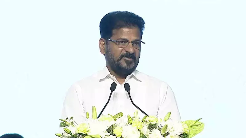 ఎన్నికల్లో గెలవడానికి దక్షిణాదిని మోసం చేస్తారా మోదీ: రేవంత్