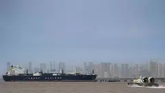 హార్ముజ్ జలసంధిని దాటిన ఎనిమిది నౌకలు