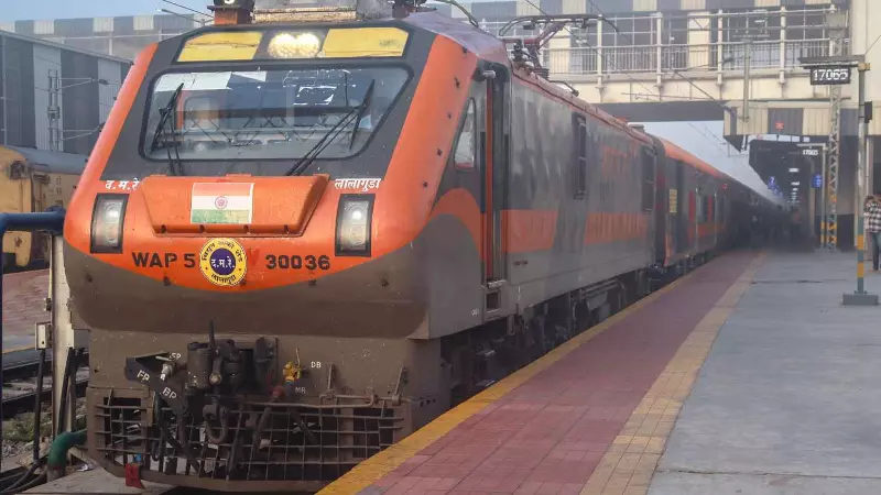 తెలంగాణలో పట్టాలెక్కని  ప్రాజెక్టులెన్నో తెలుసా?