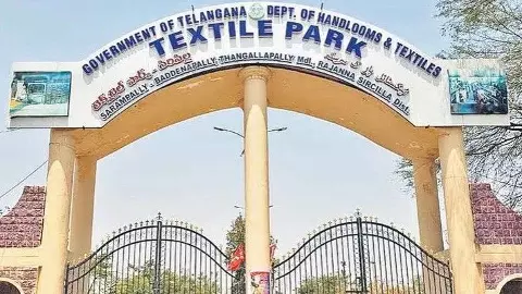 టెస్కోకు షాక్:చేనేత,పవర్‌లూమ్ కార్మికుల జీవితం సంక్షోభంలో